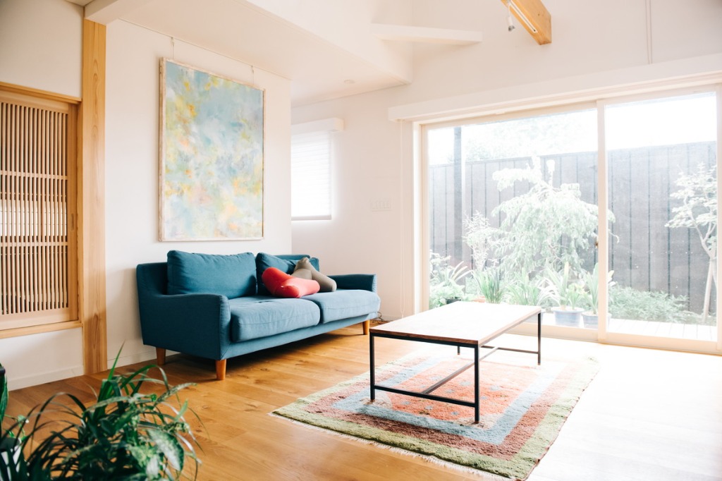 弊社では、エアコン清掃、窓ガラスの清掃、水廻り清掃などの「清潔」を得意とするお掃除屋です。徹底的なコストカットによりリーズナブルな料金設定でご安心をいただいております！<br />他社様のお見積もりをご掲示していただけたら様々な清掃を寄り添ってご提案させていただきます！<br />経験豊富かつ実績豊富の弊社は、皆様の”困った”ことに対して、満足・解決へと導きます。<br />皆様に寄り添ったご対応をすることを日々心掛けております。<br />そんな弊社にぜひ、お問い合わせください。